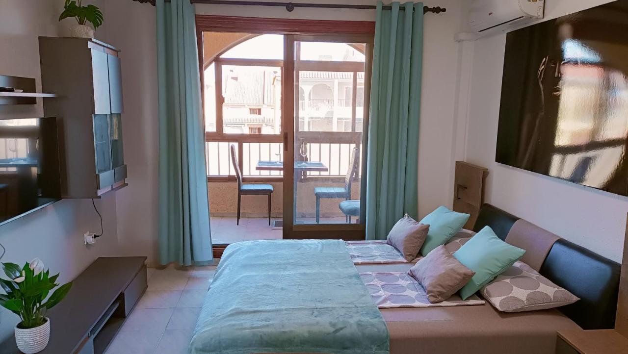 Grace Resident Studio Apartman Apartment La Mata  Ngoại thất bức ảnh